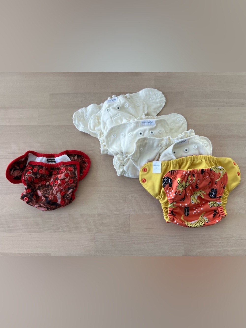 Esembly inner + outer reusable cloth diaper bundle plus bonus outer - size 1